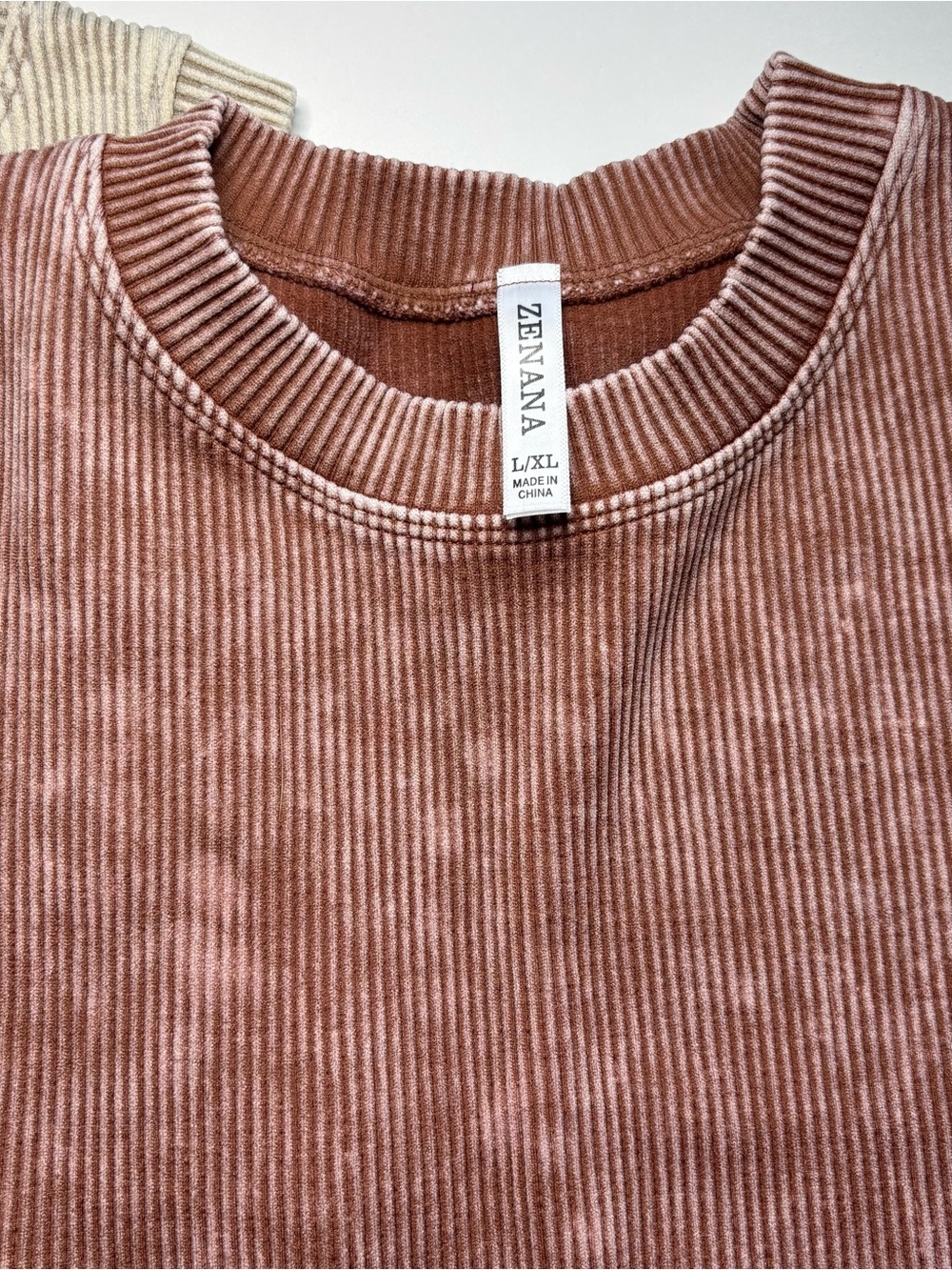 Zenana Set of 2 Stone Washed Ribbed Seamless Crop Tanks L/XL New - Picture 4 of 9